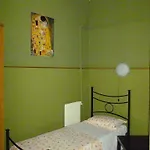 Giamaica For Girls & Ladies Only Hotel Řím