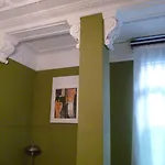 Hotel Giamaica For Girls & Ladies Only *