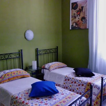 Hotel Giamaica For Girls & Ladies Only