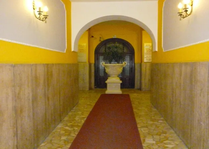 Hotel Giamaica For Girls & Ladies Only